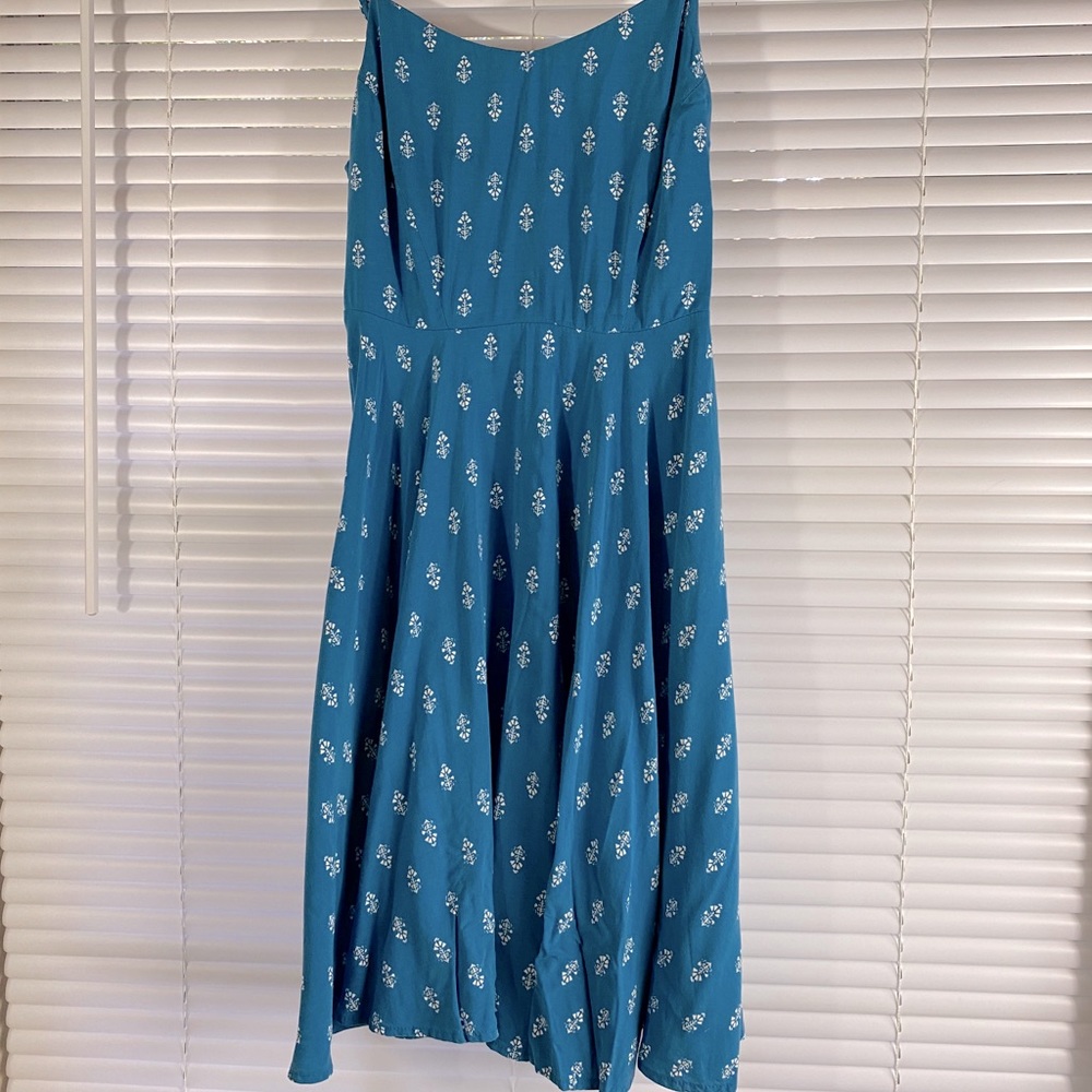 Blue dress